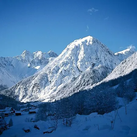 Dom wakacyjny Hus 128